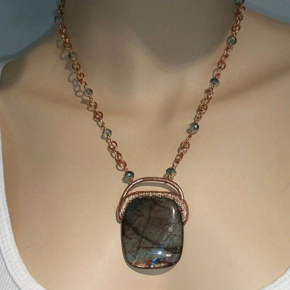 GORGEOUS RARE Spectrolite Labradorite - Picture 4 of 5